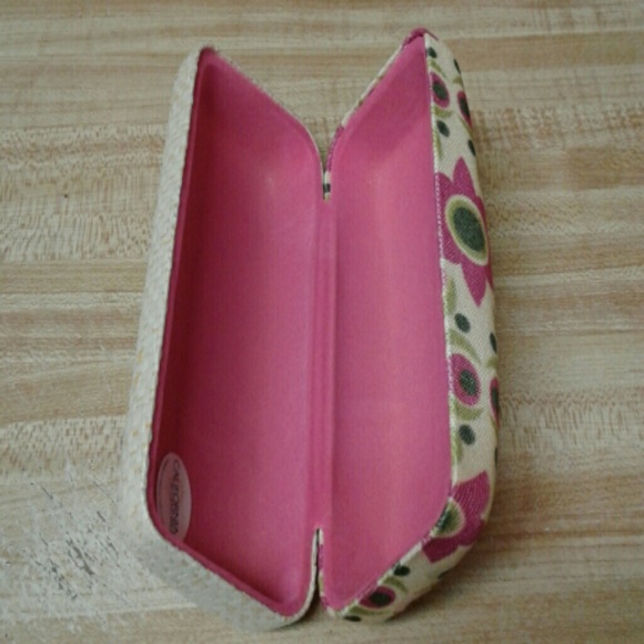Eyeglass Case - Picture 4 of 6
